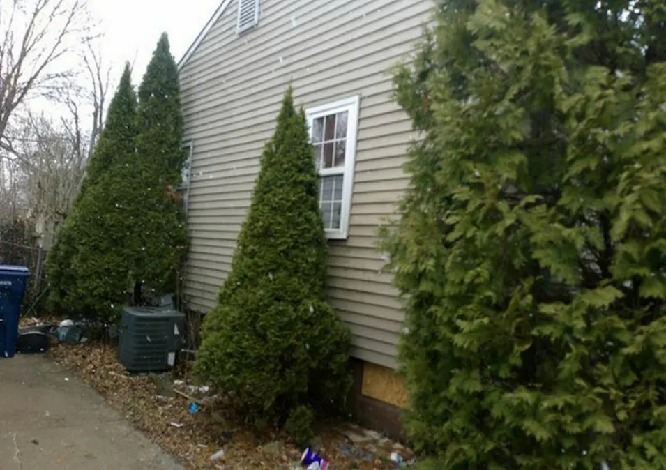 3710 Kellar Ave Flint, MI 48504, Genesee County