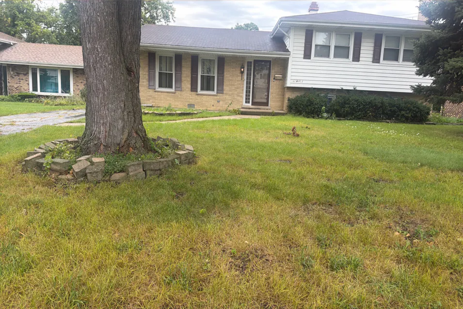162 Maple Ave Hillside, IL 60162, Cook County