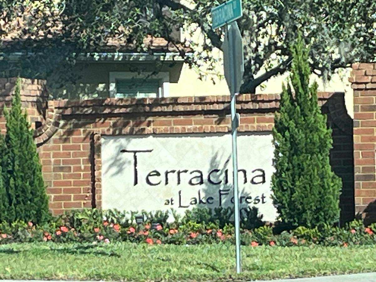 Siracusa Ln, Sanford, FL 32771