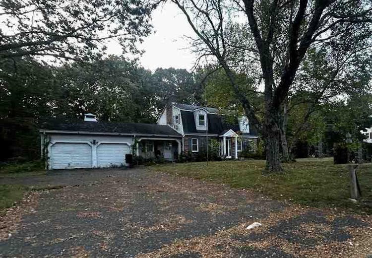 35 Hollow Brook Road Windsor, CT 06095, Hartford County