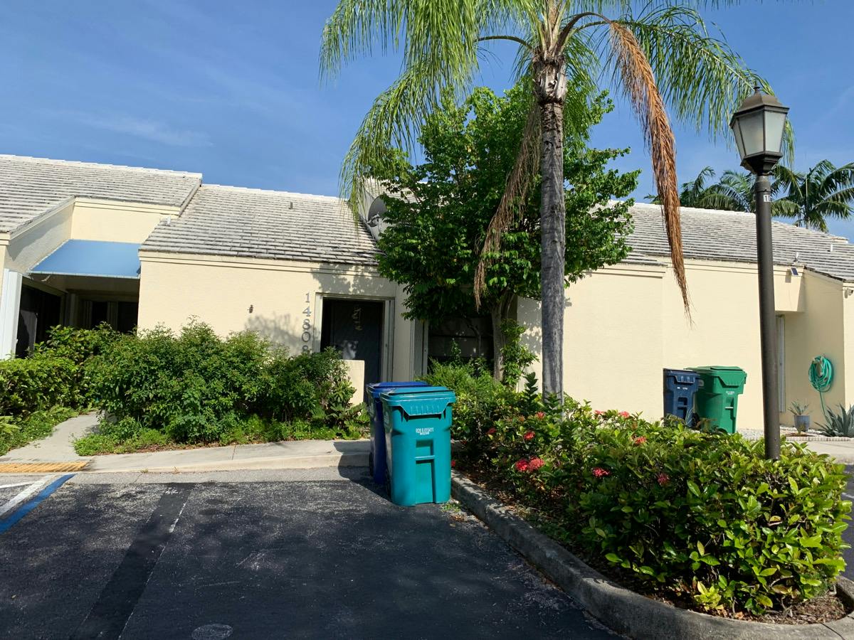124th Ct, Miami, FL 33186
