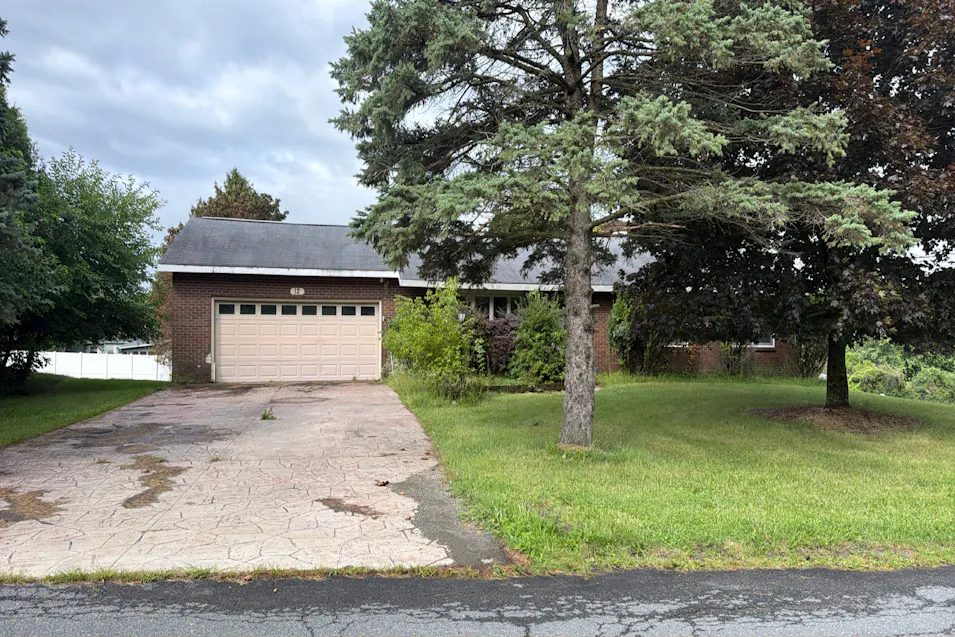 12 Vista Road Troy, NY 12180, Rensselaer County