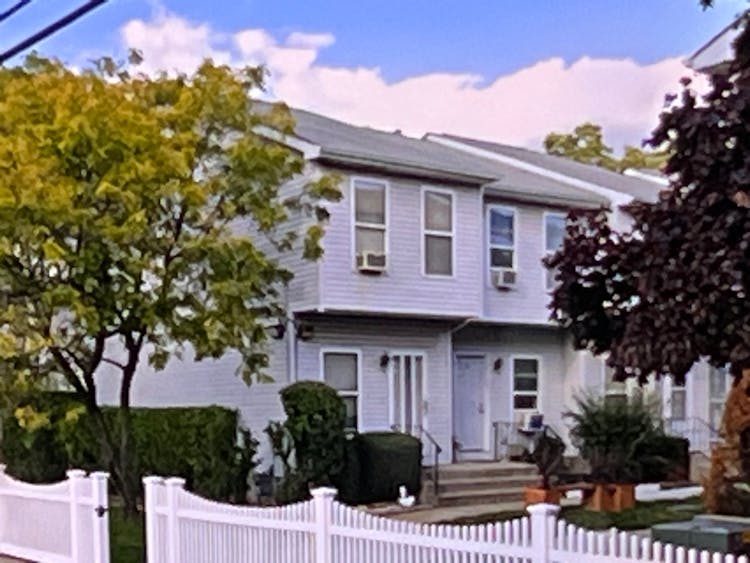 66 Henry St 1 Hempstead, NY 11550, Nassau County