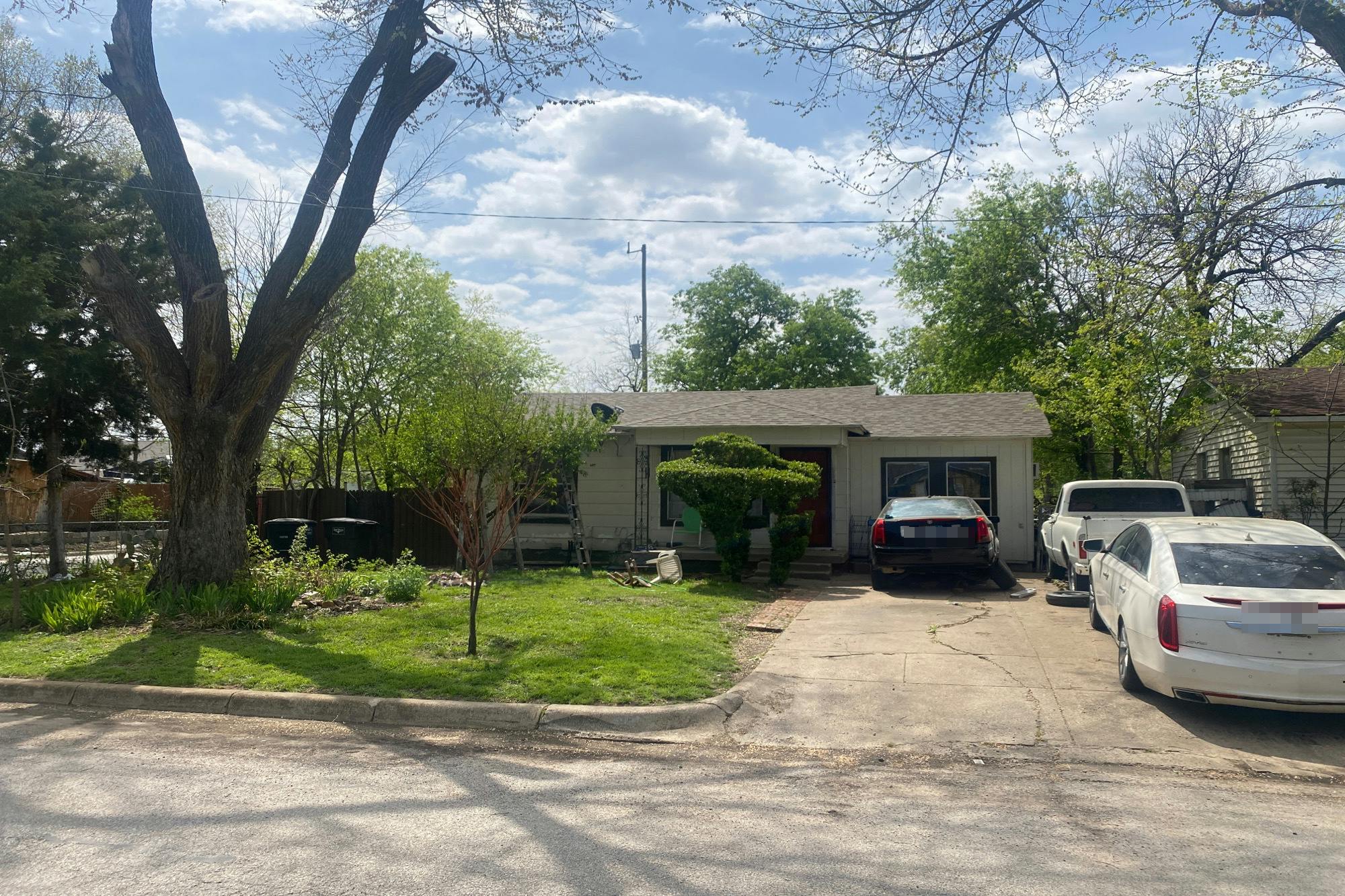 Neches St, Fort Worth, TX 76106