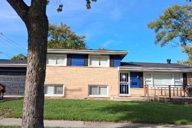 112 N Mayfair Pl Chicago Heights, IL 60411, Cook County