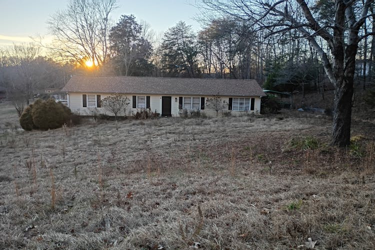 250 John High Rd Campobello, SC 29322, Spartanburg County