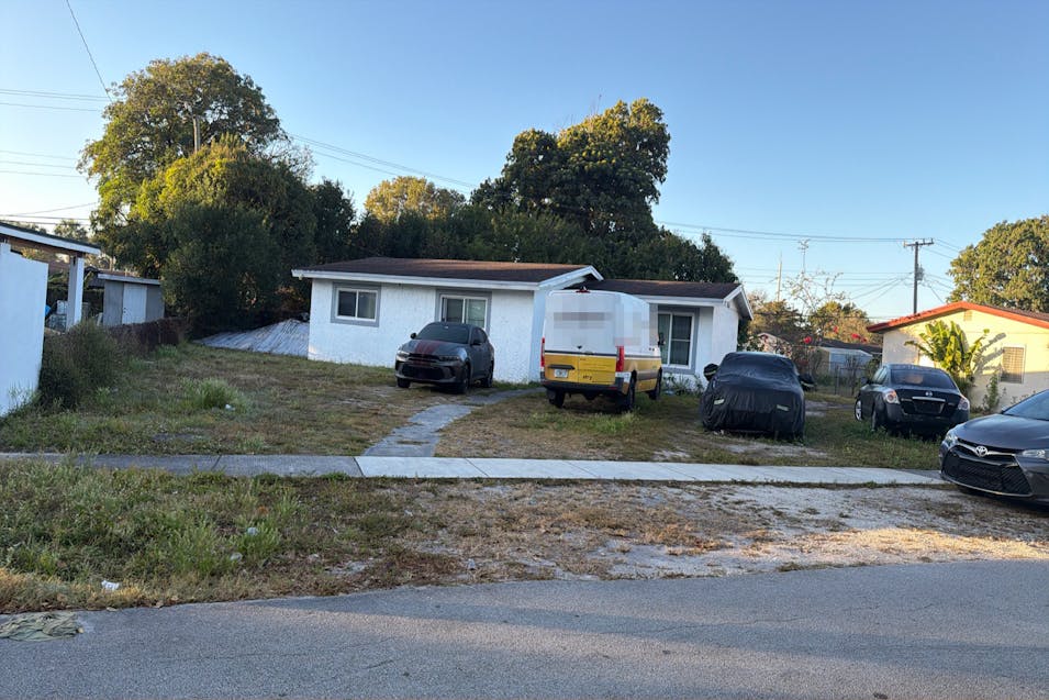 1218 NW 15th St, Fort Lauderdale, FL 33311, Broward County