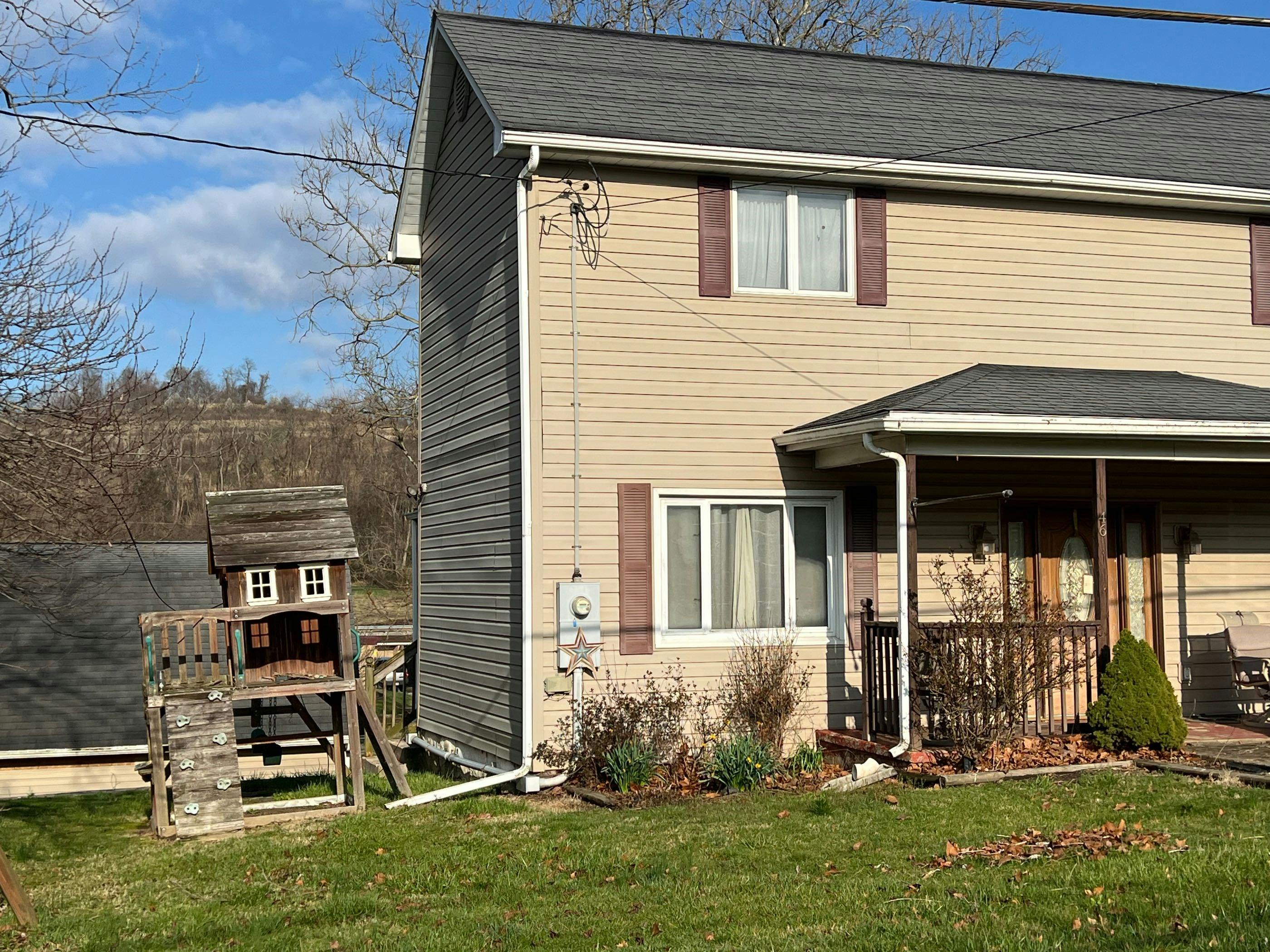Memorial Dr, Perryopolis, PA 15473