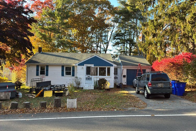 105 Puritan Rd Bourne, MA 02532, Barnstable County