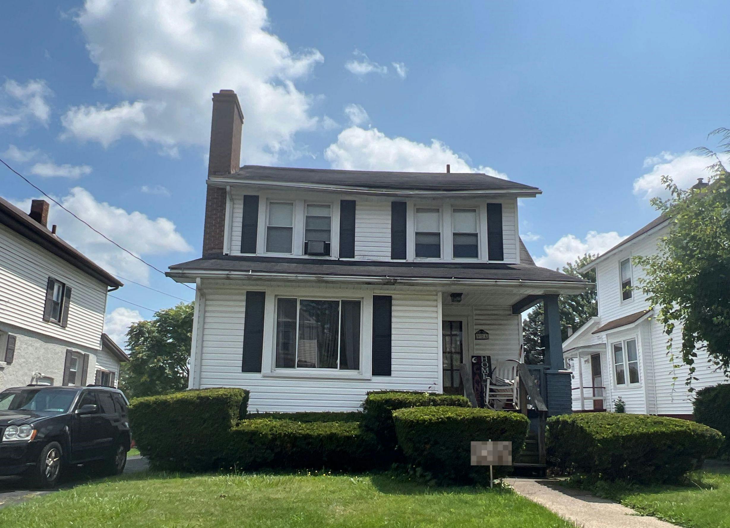 Warren Ave, New Castle, PA 16101