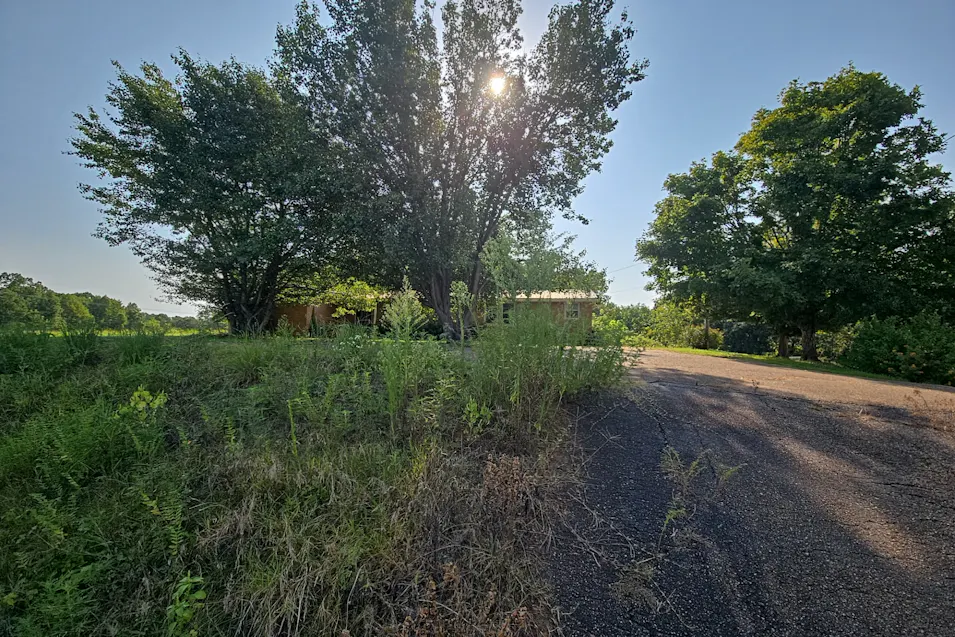 55 Shady Hill Rd Lexington, TN 38351, Henderson County