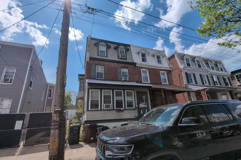 12 6th Ave Wilmington, DE 19805, New Castle County