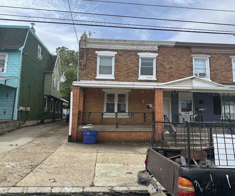 122 W Courtland St Philadelphia, PA 19140, Philadelphia County