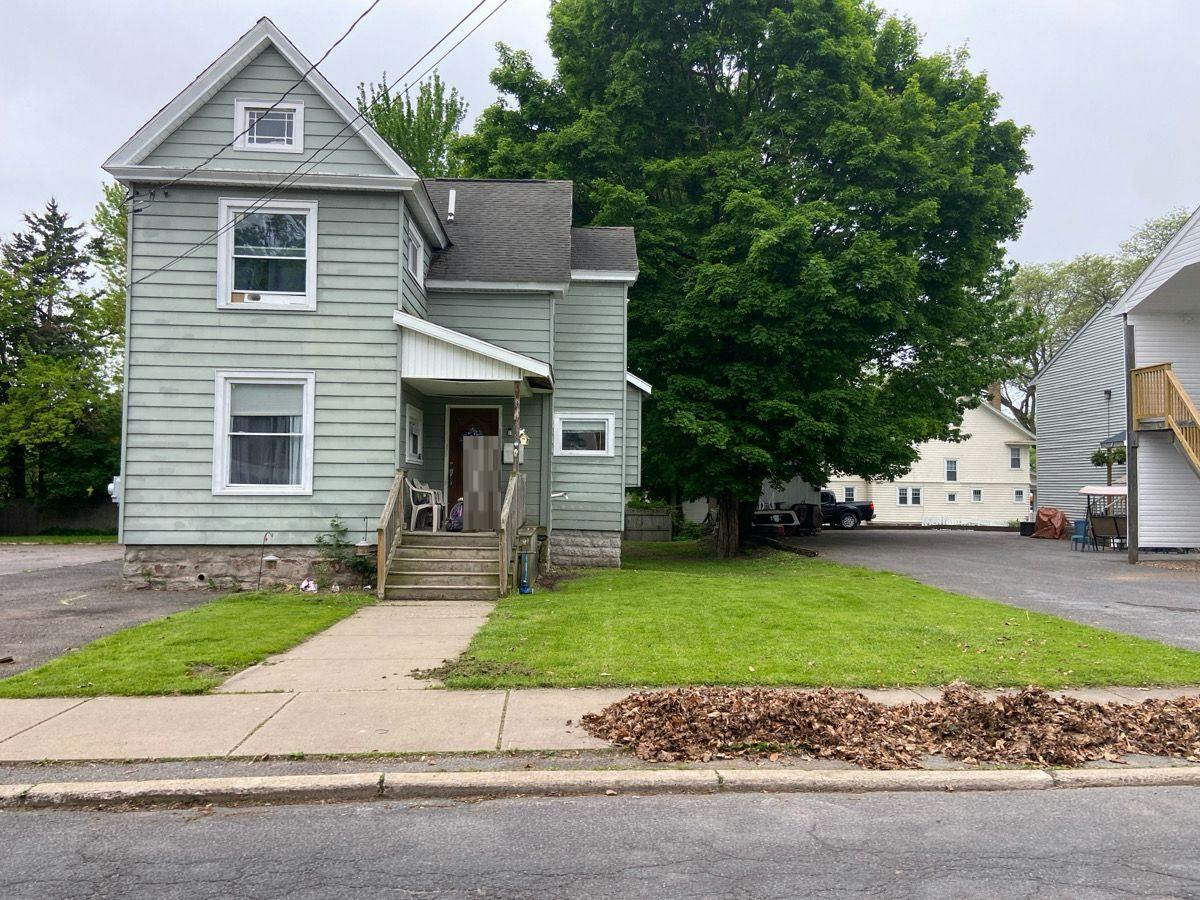Park St, Fulton, NY 13069