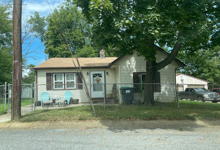 4 Newport Ave New Castle, DE 19720, New Castle County