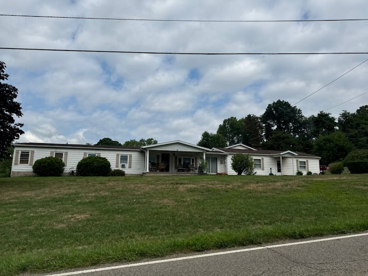 1995 Adamsville Rd Zanesville, OH 43701, Muskingum County
