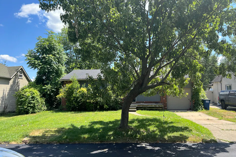 7734 Liberty Blvd Westland, MI 48185, Wayne County
