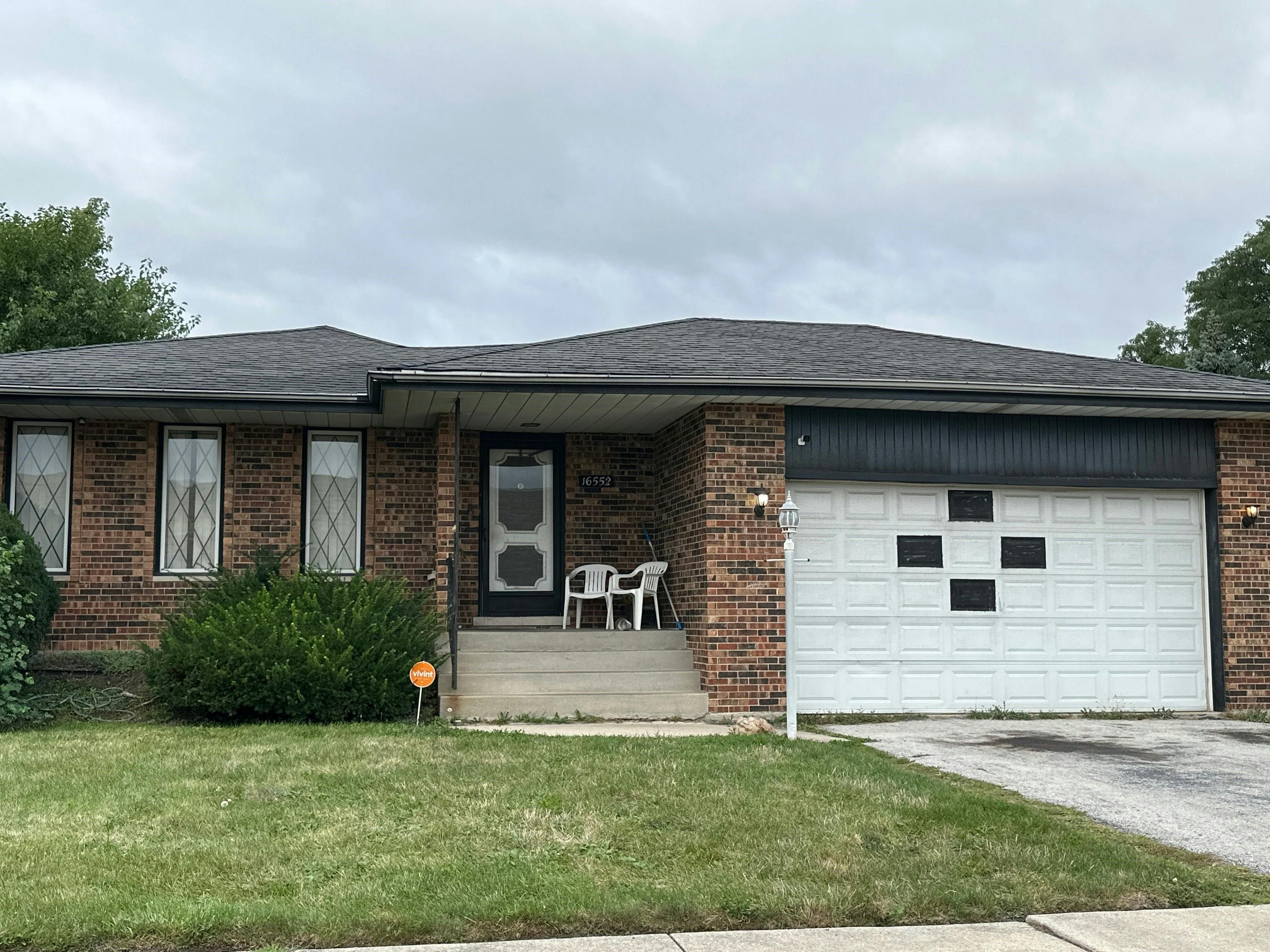 Prince Dr, South Holland, IL 60473