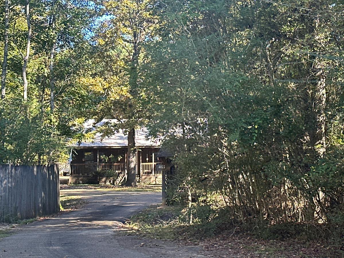 Pleasant Hill Dr, Summit, MS 39666