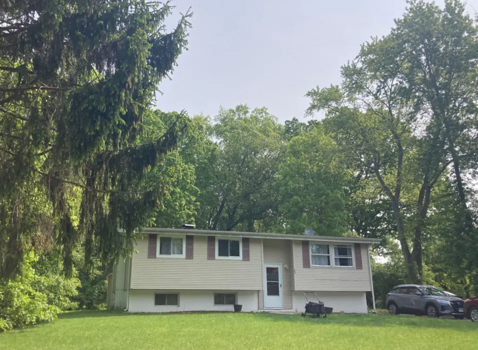 22 Blacksmith Dr Ledyard, CT 06339, New London County