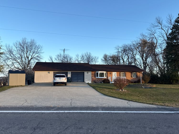 23706 600th St Mantorville, MN 55955, Dodge County