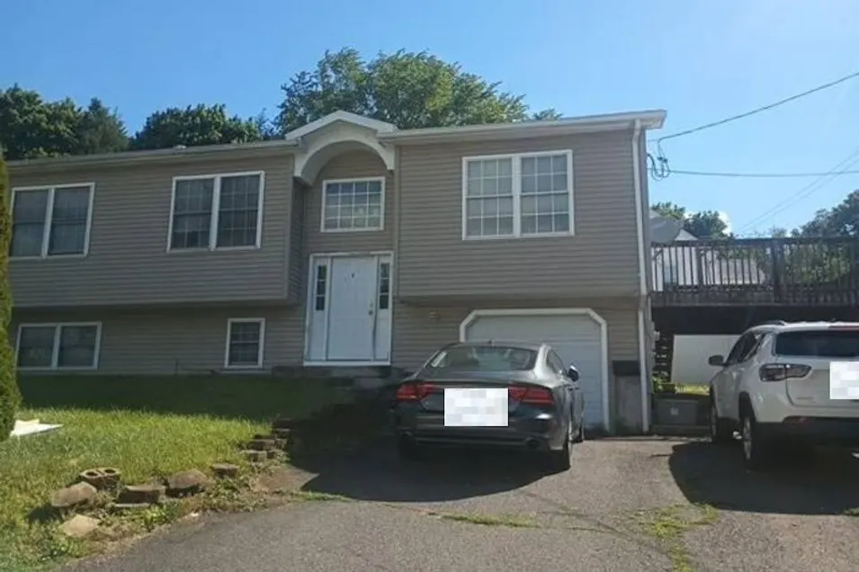6 Taft Ave Oakville, CT 06779, Litchfield County