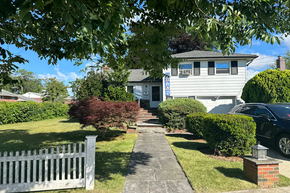 25 Washington Avenue Plainview, NY 11803, Nassau County