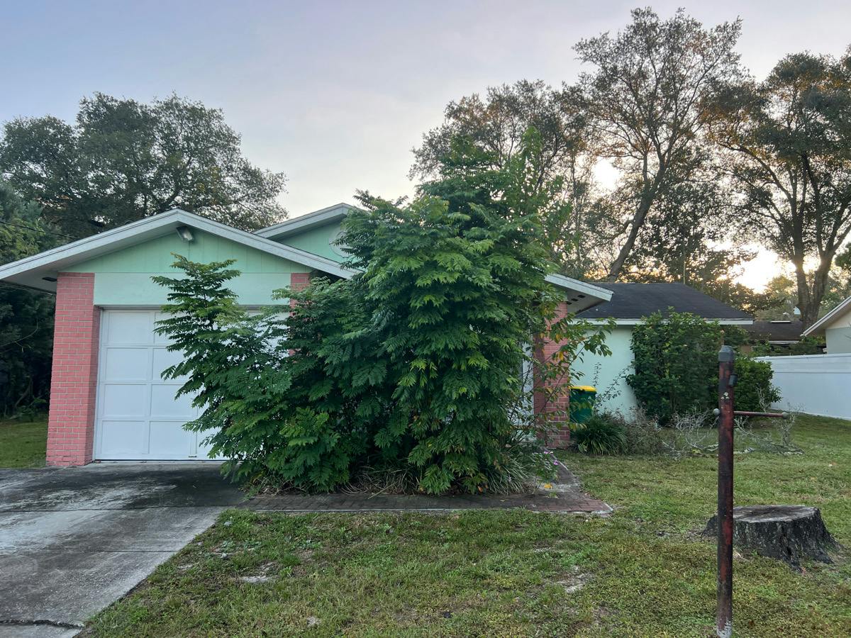 Blue Lake Ter, Deland, FL 32724