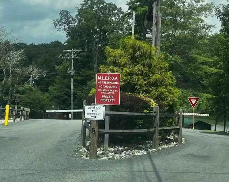 104 Monique Court Digmans Ferry, PA 18328, Pike County