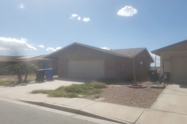 1091 S Fresno Avenue Somerton, AZ 85350, Yuma County