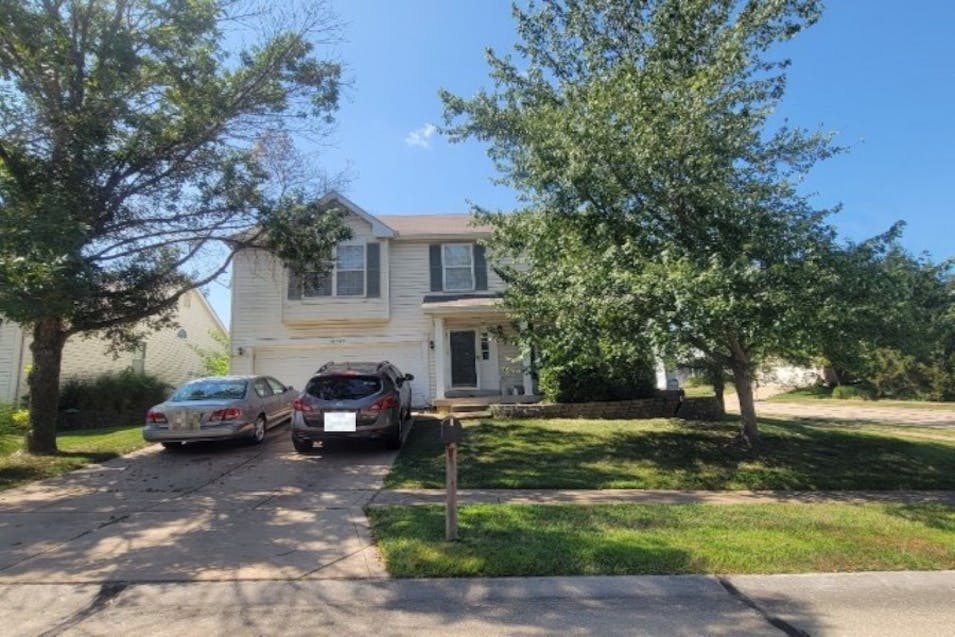 16747 Hickory Crest Dr Ballwin, MO 63011, St. Louis County