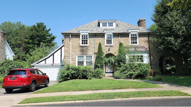 3201 Highland Ave Drexel Hill, PA 19026, Delaware County
