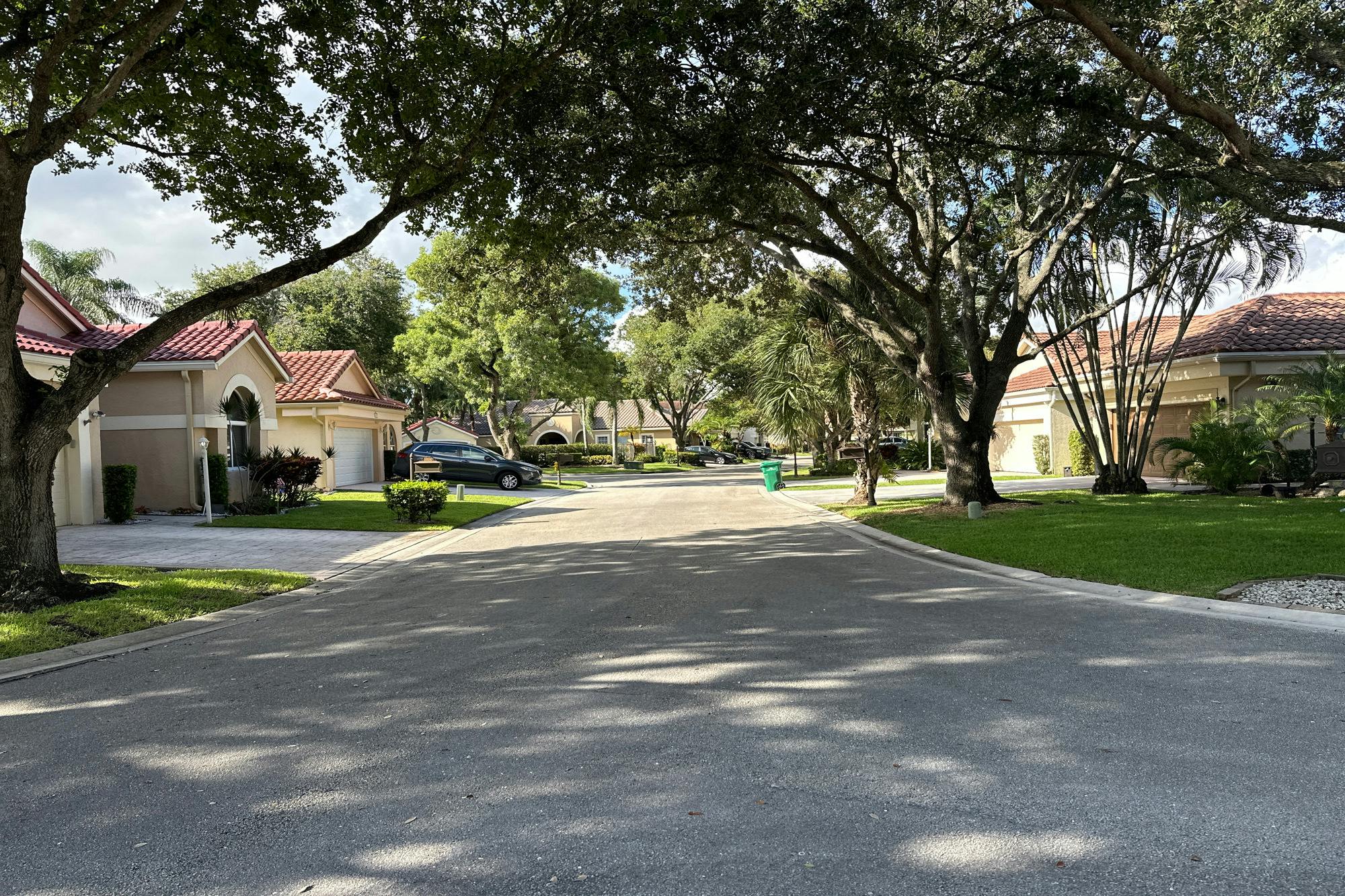 95th Dr, Coral Springs, FL 33076