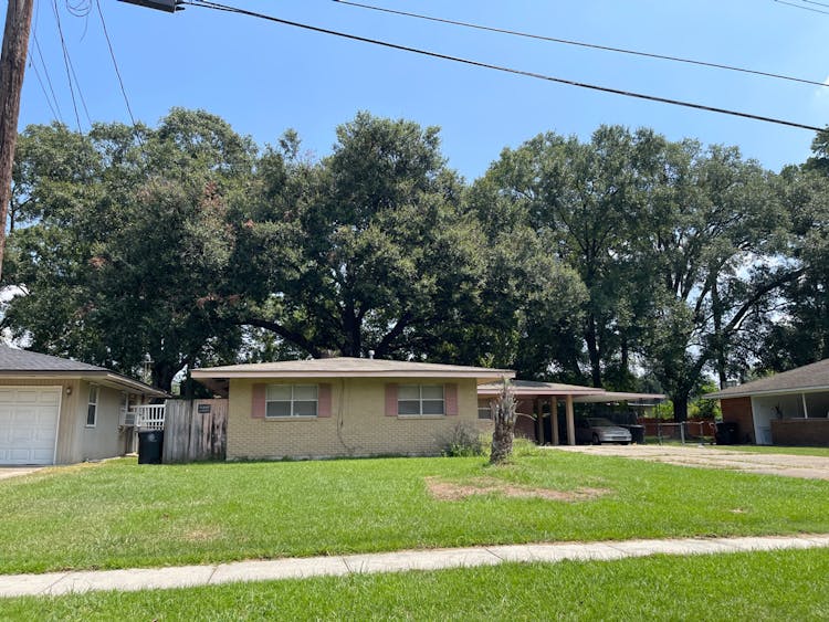 3152 Charlotte Drive Baton Rouge, LA 70814, East Baton Rouge County