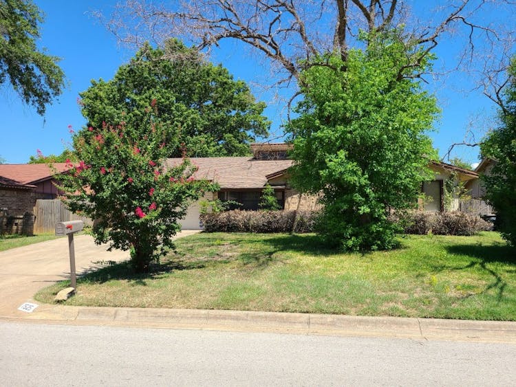 7525 Beckwood Drive Fort Worth, TX 76112, Tarrant County