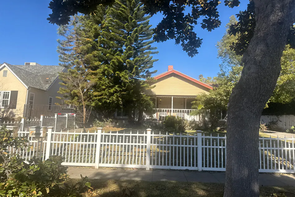 1893-1895 Queensberry Road Pasadena, CA 91104, Los Angeles County