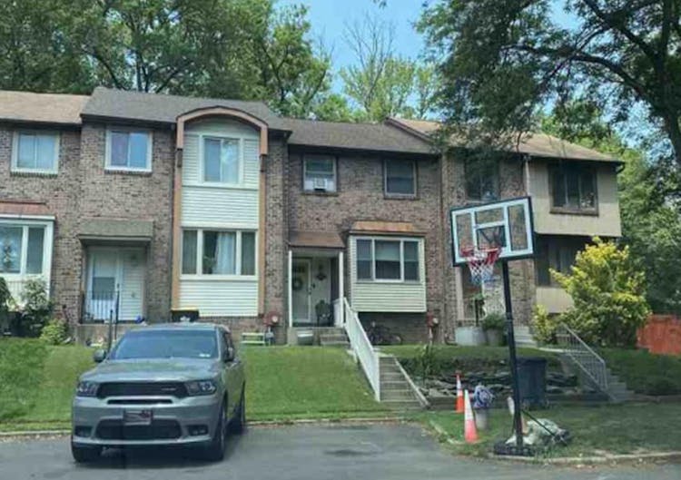 4124 Portsmouth Ct Bensalem, PA 19020, Bucks County