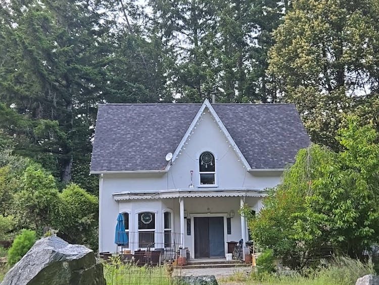 850 Nooning Creek Rd Whitehorn, CA 95589-8981, Humboldt County