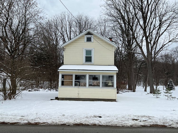 305 Maple Ave, Saratoga Springs, NY, 12866, USA