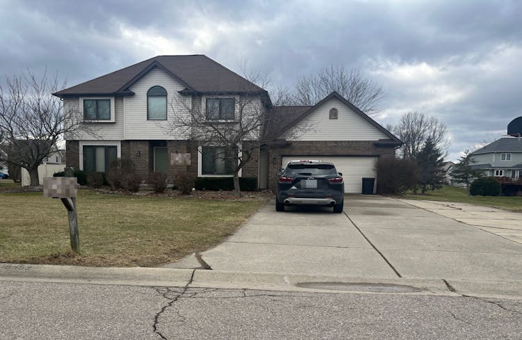 6453 Flagstone Ct Flushing, MI 48433, Genesee County