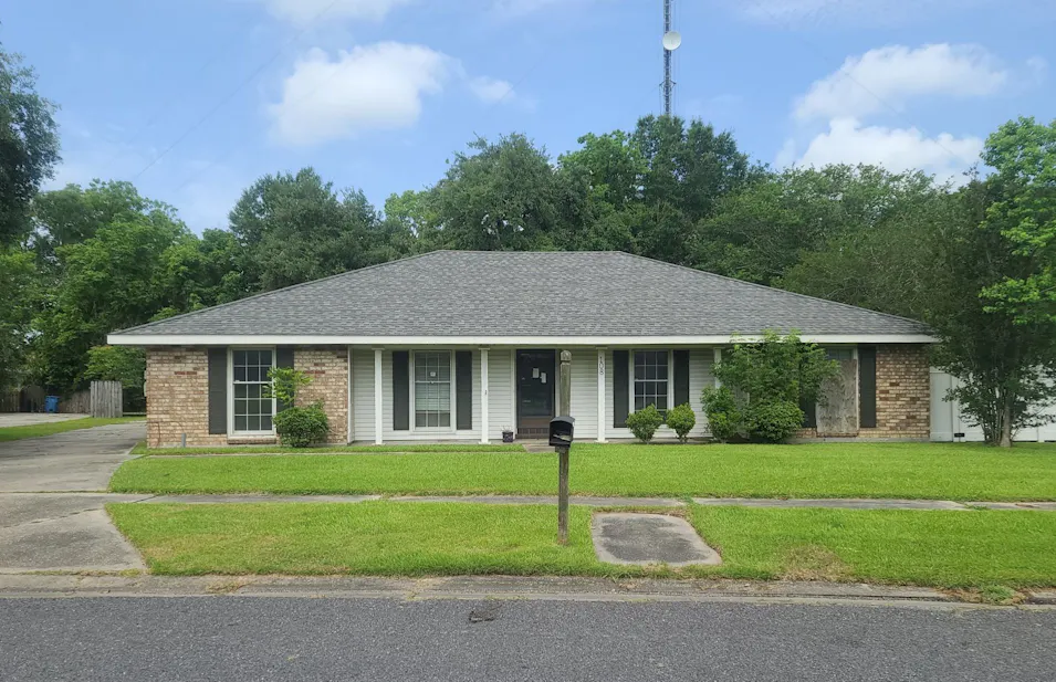 108 North Governor Miro Drive Lafayette, LA 70506, Lafayette County