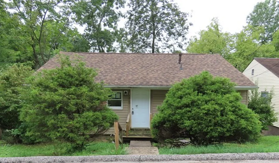 1205 Ashwood Rd Charleston, WV 25314, Kanawha County