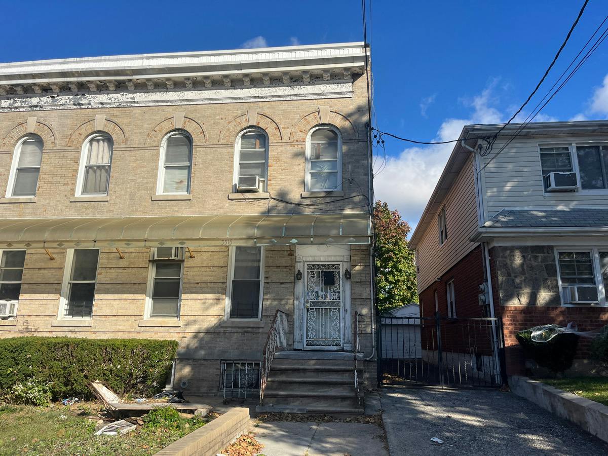 Avenue O , Brooklyn, NY 11234