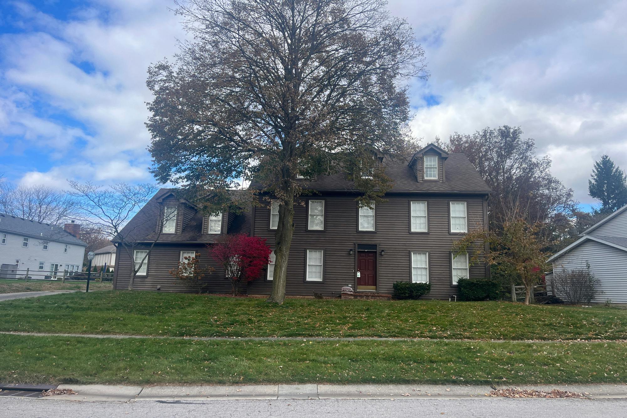 Pope Run Ln, Sylvania, OH 43560