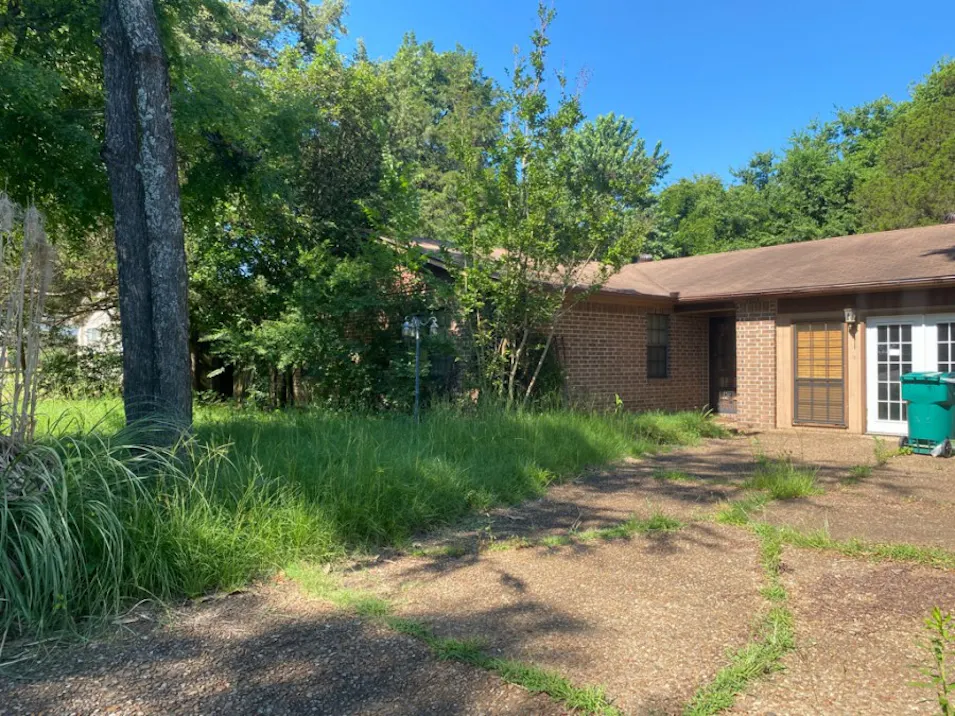 1809 South Dayton Avenue Russellville, AR 72802, Pope County