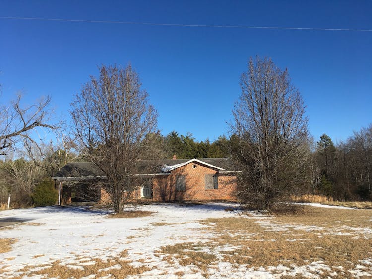 3057 Dryburg Road Scottsburg, VA 24589, Halifax County