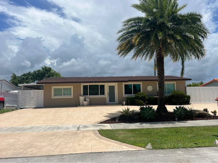 9535 46th Ter Miami, FL 33165, Miami-Dade County