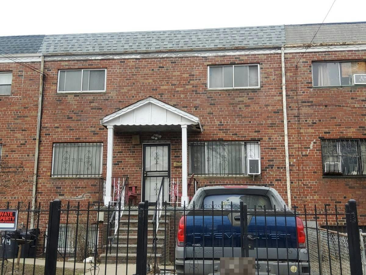 Van Siclen Ave, Brooklyn, NY 11207