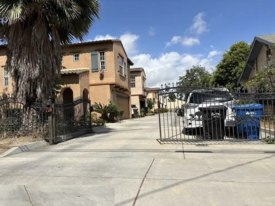 1350 S Towne Ave Pomona, CA 91766, Los Angeles County