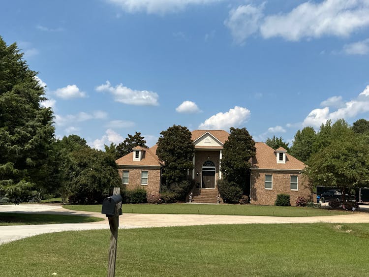 8585 Simpson Point Road Grant, AL 35747, Marshall County